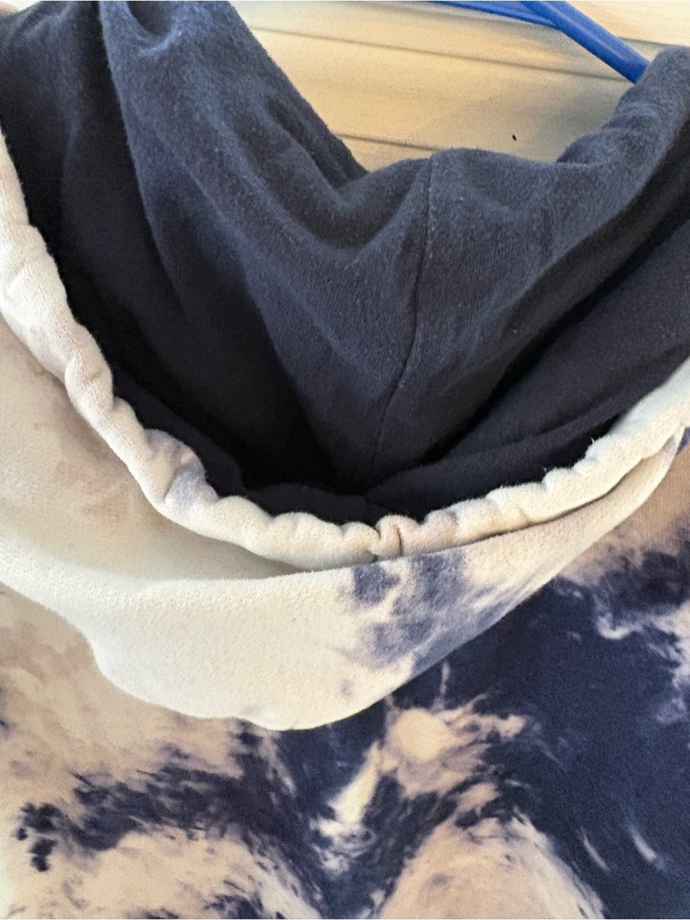 Hollister Black Label with White Embroidered Logo - Picture 4 of 5